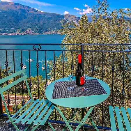 Lake View Dorio